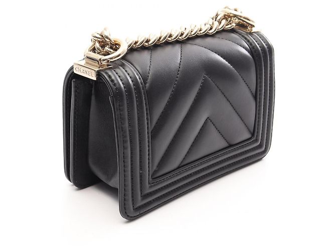 Borsa a tracolla Chanel Boy Mini Chevron V-stitch Nero - vista 2