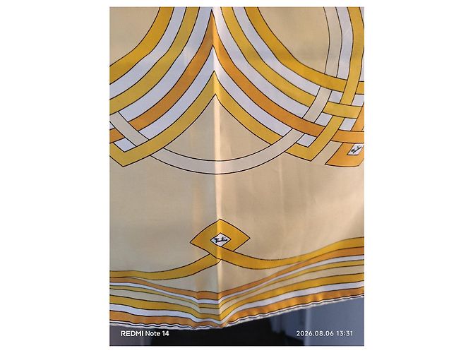 Emilio Pucci Foulard in seta stampato Bianco Beige Giallo - vista 3
