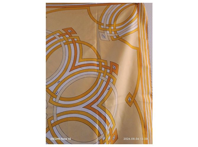 Emilio Pucci Foulard in seta stampato Bianco Beige Giallo - vista 4