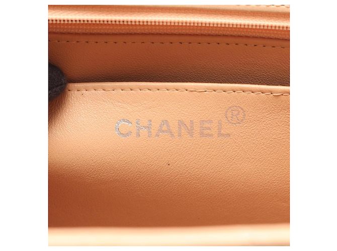 Borsa a tracolla Chanel Large Matelassé in pelle d'agnello rosa - vista 4