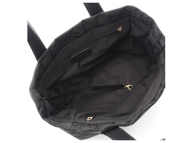 Borsa Tote Chanel New Travel Line PM Nero - vista 3