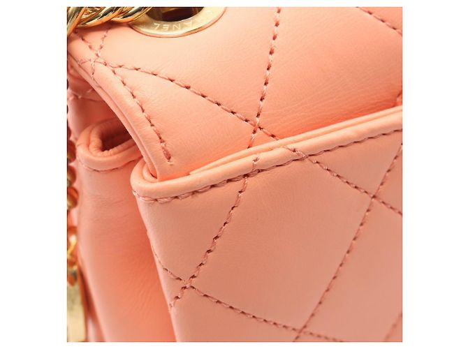 Borsa a tracolla 2-Way Chanel Matelassé in pelle d'agnello arancione - vista 11
