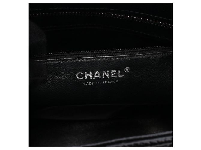 Borsa Tote Chanel Reissue in pelle di vitello martellata nera Nero - vista 4