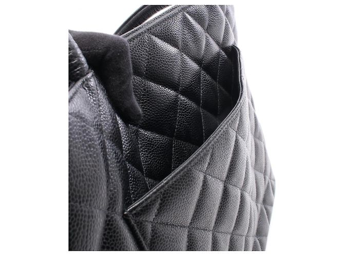 Borsa Tote Chanel Reissue in pelle di vitello martellata nera Nero - vista 8