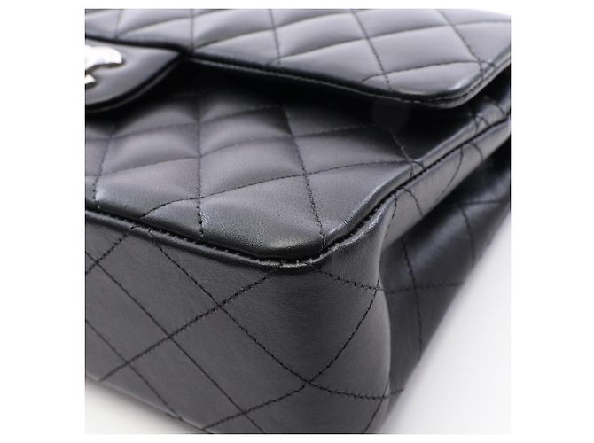 Borsa a tracolla Chanel Matelassé Double Flap Nero - vista 6