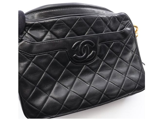 Borsa a tracolla Chanel Matelassé con frange e catena Nero - vista 10