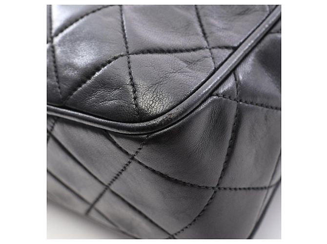 Borsa a tracolla Chanel Matelassé con frange e catena Nero - vista 7