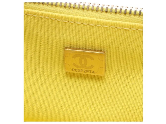 Borsa a tracolla Chanel Yellow Matelassé Giallo - vista 5