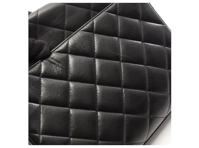 Borsa a tracolla Chanel Matelassé Nero - vista 12