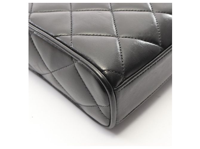 Borsa a tracolla Chanel Matelassé Nero - vista 9