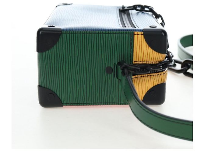 Borsa LOUIS VUITTON Epi Mini Soft Trunk Bag Multicolor M68721 LV Auth 194736SM Multicolore - vista 4
