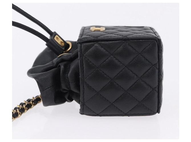 CHANEL Matelasse Chain Shoulder Pouch Lamb Skin Black Gold Tone CC Auth 196469M Nero - vista 4
