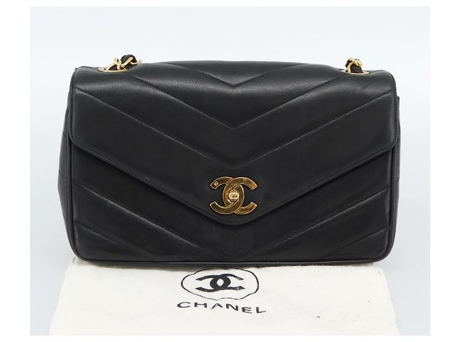 Borsa a tracolla con catena CHANEL V stitch in pelle d'agnello nera e oro CC Auth 195911V Nero D'oro - vista 12