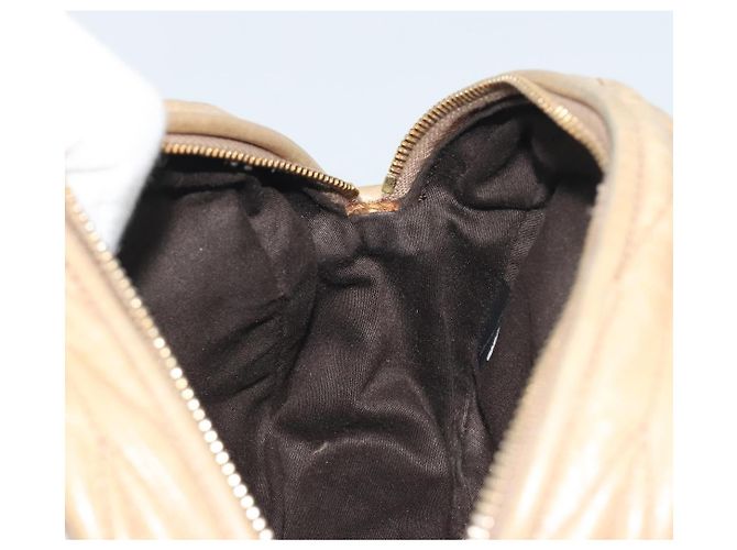 Miu Miu Matelassé Schultertasche aus Leder Beige Gold authentisch 193336 Golden - Ansicht 21