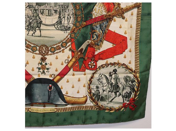 Hermès Foulard HERMES Carre 90 in Seta "NAPOLEON" Green Beige Auth bs36385 Verde - vista 10