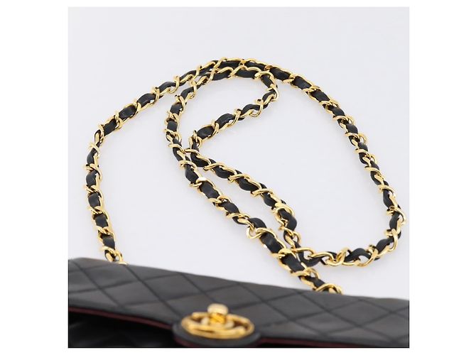 Borsa CHANEL Mini Matelasse 17 con catena in pelle d'agnello nera e oro CC Auth 196466SAV Nero D'oro - vista 14
