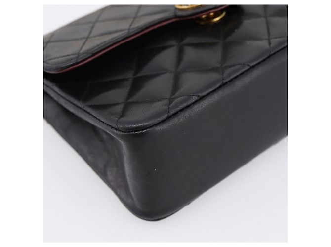 Borsa CHANEL Mini Matelasse 17 con catena in pelle d'agnello nera e oro CC Auth 196466SAV Nero D'oro - vista 15