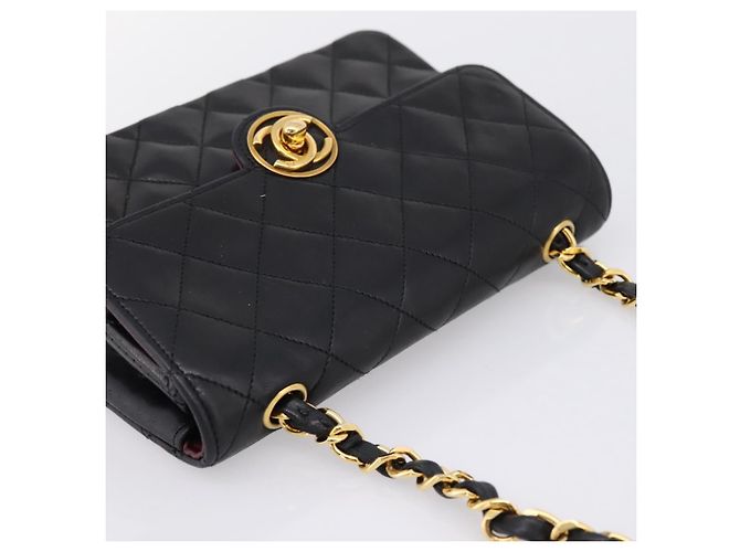 Borsa CHANEL Mini Matelasse 17 con catena in pelle d'agnello nera e oro CC Auth 196466SAV Nero D'oro - vista 6