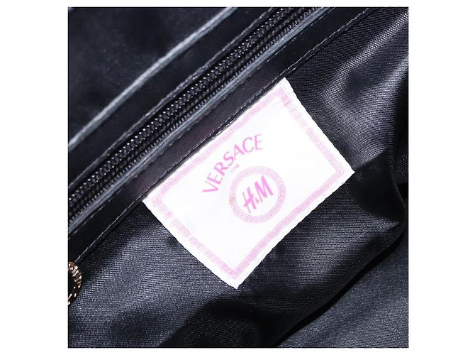 Borsa a tracolla con catena VERSACE in pelle Collaborazione H&M Nero Oro Auth 194660A D'oro - vista 10