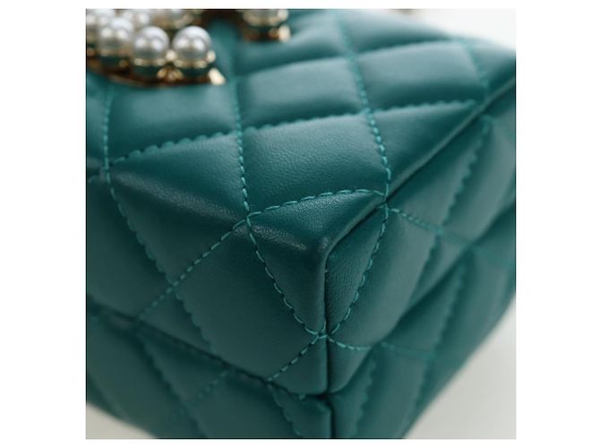 CHANEL Matelasse Chain Shoulder Bag Lamb Skin Green Gold CC Auth 195029SM Golden - view 15
