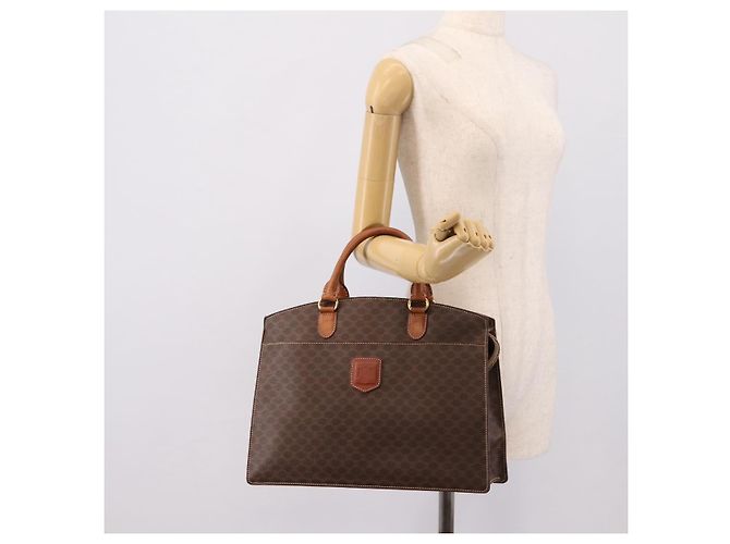 Céline Borsa a mano CELINE Macadam Canvas PVC Pelle Marrone Oro Auth 196285 D'oro - vista 23