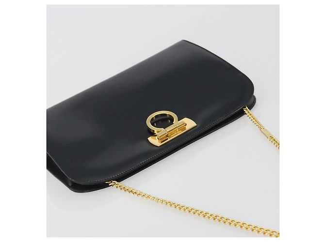 Borsa a tracolla Salvatore Ferragamo Gancini Chain in pelle nera e oro Auth 195422 Nero - vista 6