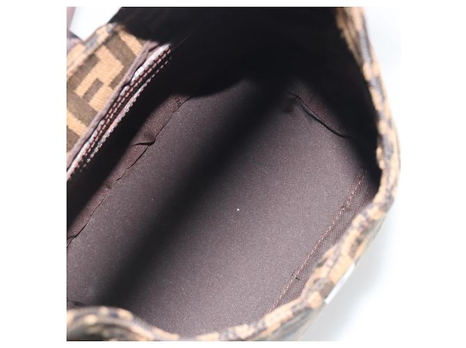 Borsa a tracolla FENDI Zucca Canvas Mamma Baguette Brown Black Auth 196011V Marrone Nero - vista 10