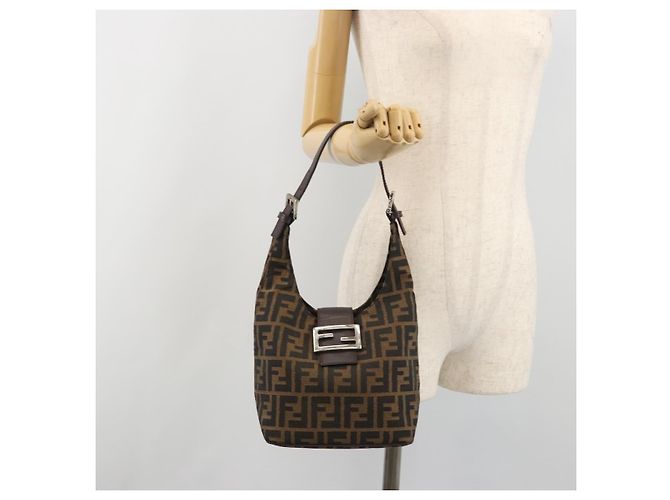 Borsa a tracolla FENDI Zucca Canvas Mamma Baguette Brown Black Auth 196011V Marrone Nero - vista 25