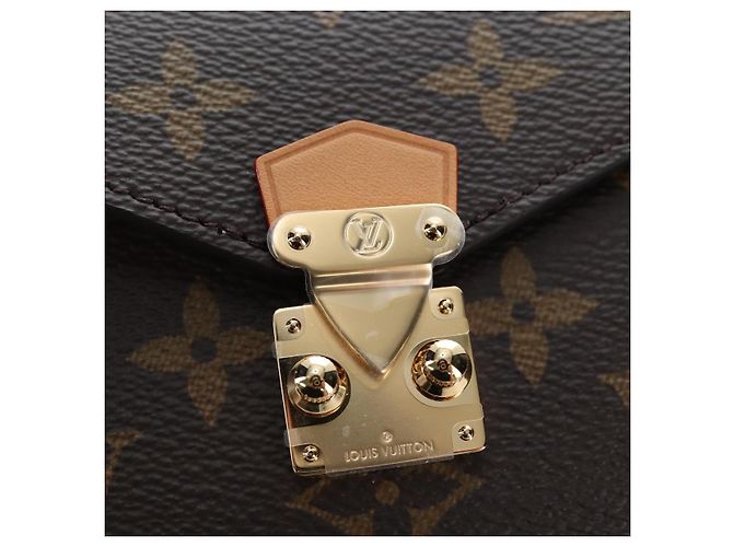 LOUIS VUITTON Monogram Lip & Eye Brush Set Pouch LBC001 LV Auth 196218V Monogramma - vista 17