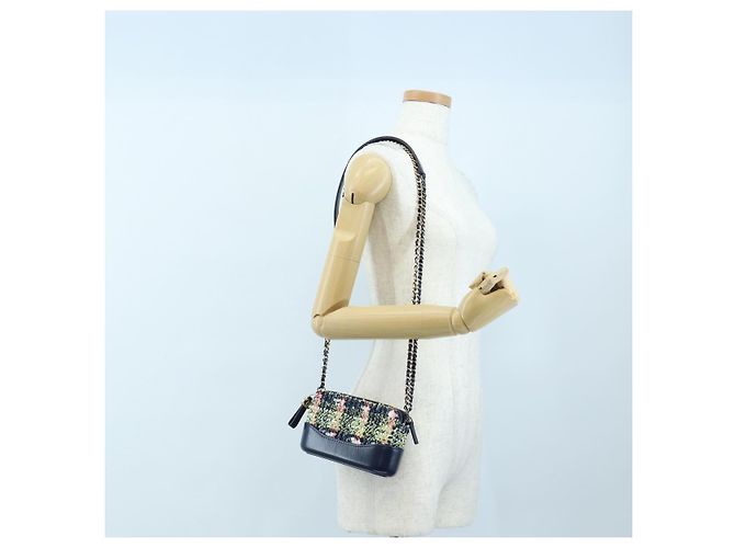 Borsa a tracolla con catena CHANEL Gabrielle de Chanel Tweed Navy Gold CC Auth BA14596SAM Blu navy - vista 26