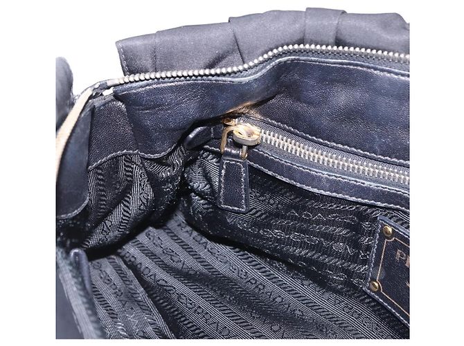 Borsa a Mano PRADA Nylon 2way Nero Oro Auth 196783V D'oro - vista 25