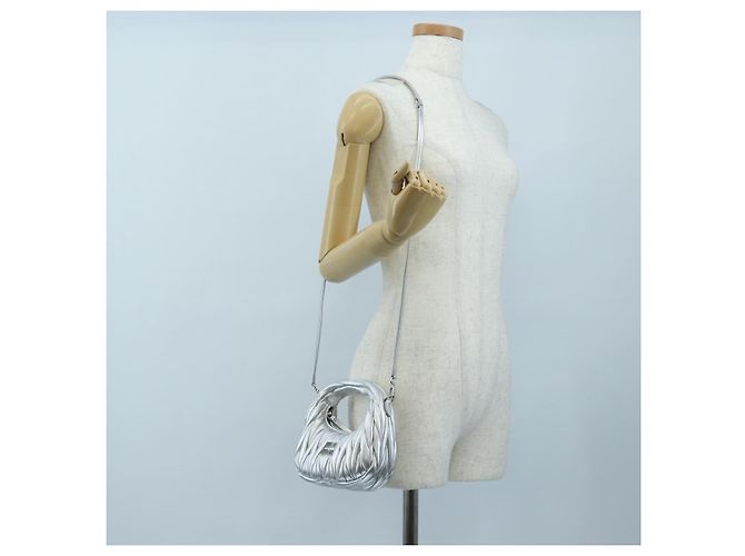 Borsa Miu Miu Matelassé Wonder in pelle 2 vie Argento Autentica 196012SAM - vista 23