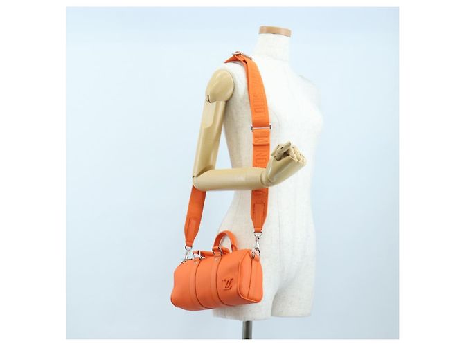 LOUIS VUITTON Borsa a tracolla Keepall XS Pelle Orange M81004 LV Auth 196076M Arancione - vista 25