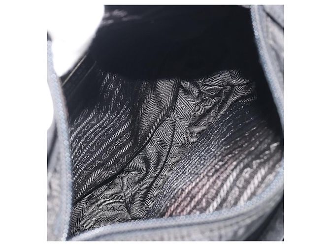 Borsa a Tracolla PRADA Nylon Nero Argento Auth 194350A - vista 9