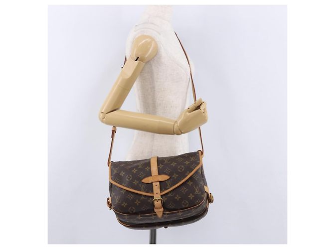 LOUIS VUITTON Monogram Saumur 30 Shoulder Bag M42256 LV Auth ka5588V Monogramma - vista 30