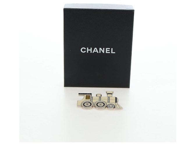 Spilla CHANEL metallo Tono Oro CC Auth 195102M - vista 12