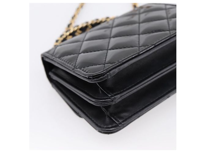 Borsa a mano CHANEL Matelasse in pelle verniciata 2way Nera Oro CC Auth 196372SAM Nero D'oro - vista 18
