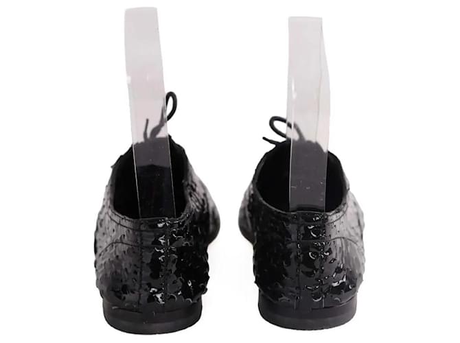 Scarpe stringate Saint Laurent in vernice nera Nero - vista 2
