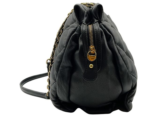 Bolsa de ombro acolchoada em couro preto Salvatore Ferragamo com laço - vista 2