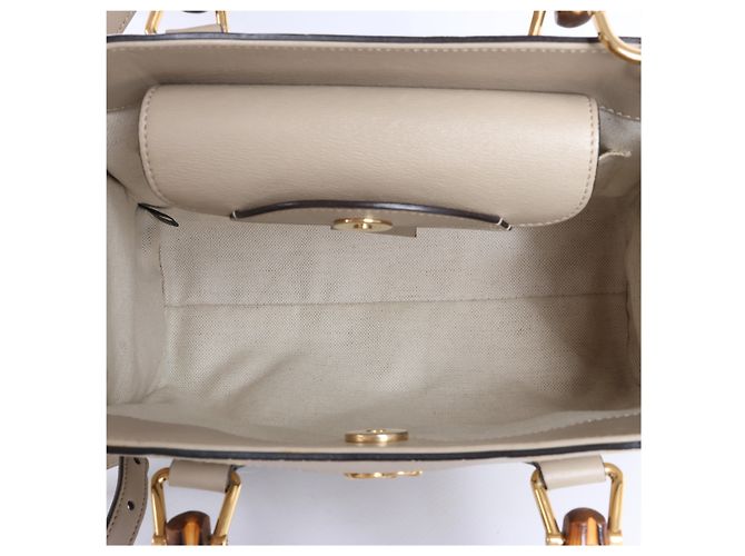 Gucci Bamboo Diana Leather 2 Way Handbag in Beige - view 10