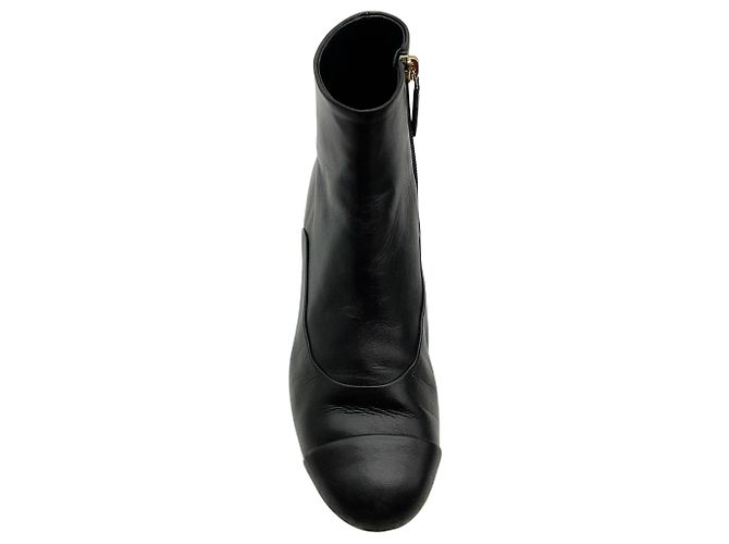 Stivaletti Chanel in pelle nera con tacco impreziosito da perle Nero - vista 4