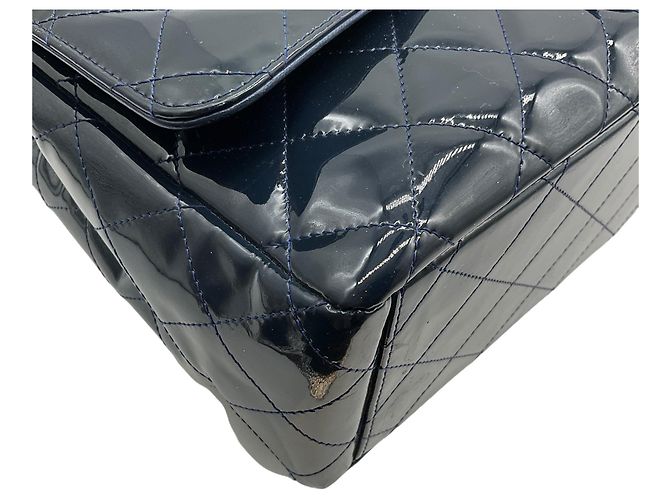 Timeless Borsa Maxi Flap Chanel in pelle verniciata blu navy - vista 5