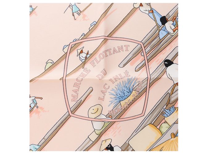 Hermès Carré 90 "MARCHE FLOTTANT DU LAC INLE" Pañuelo de seda en Rosa - vista 10