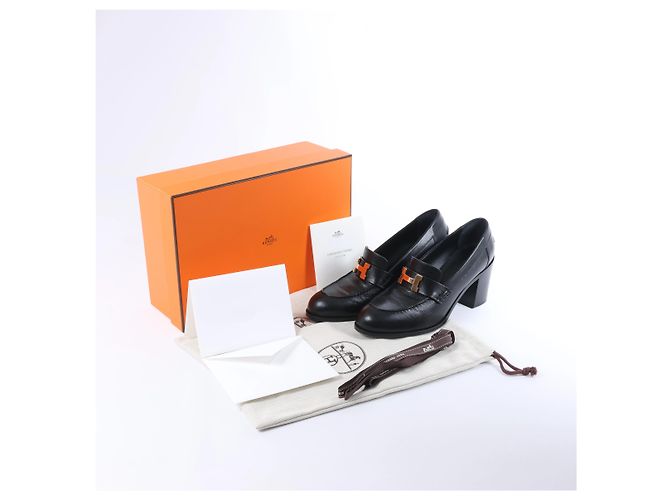Mocassini Hermès Dauphin 70 in pelle 38 da donna in Black Constance 231041Z Nero - vista 14