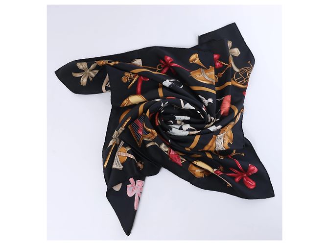 Hermès Carré 90 "La Dance" in seta, Nero - vista 12