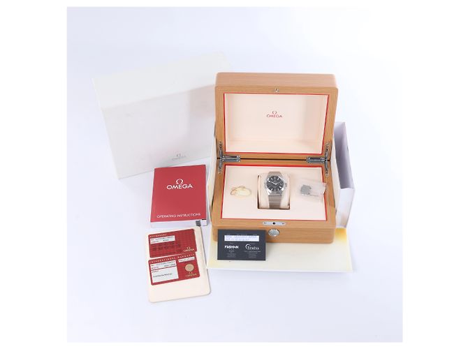 Reloj Omega Constellation 123.10.38.21.06.001 Esfera Gris Negro - vista 11