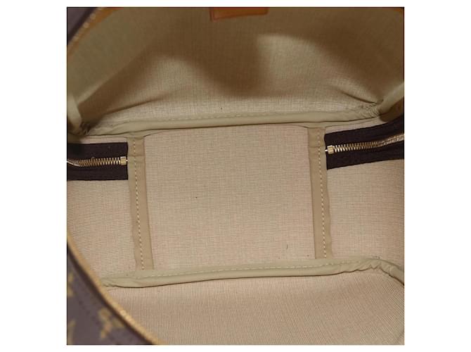 Louis Vuitton Excursion Monogram Castaño - vista 5