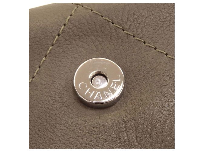 Borsa Tote Chanel in pelle kaki Cachi - vista 12
