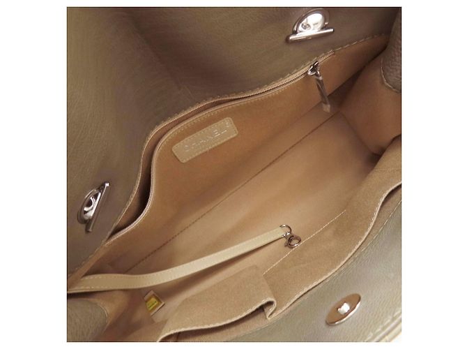 Borsa Tote Chanel in pelle kaki Cachi - vista 5
