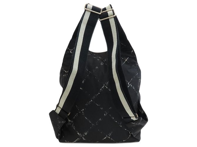 Zaino Chanel Travel Line in nylon nero - vista 2